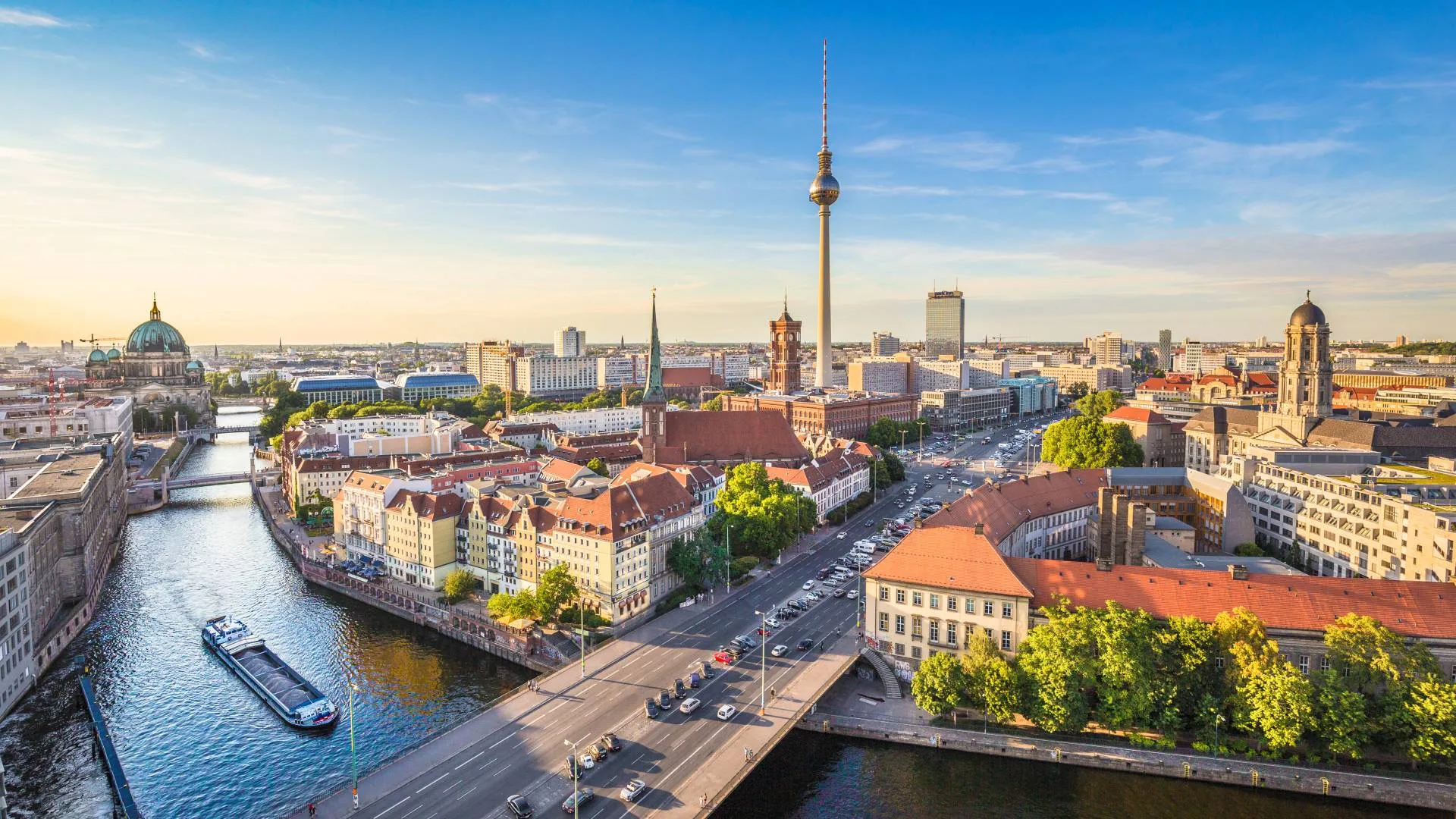 Classik Hotel Collection Berlin Panoramaansicht mit Fernsehturm Classik Hotel Collection Berlin Panoramaansicht mit Fernsehturm