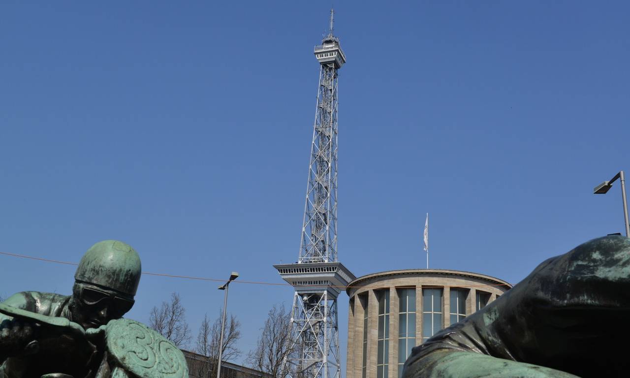 Berliner Funkturm – Pionier der Fernsehgeschichte