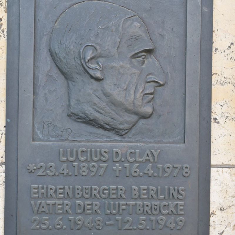 Classik Hotel Collection In Erinnerung an Lucius D. Clay - Vater der Luftbrücke