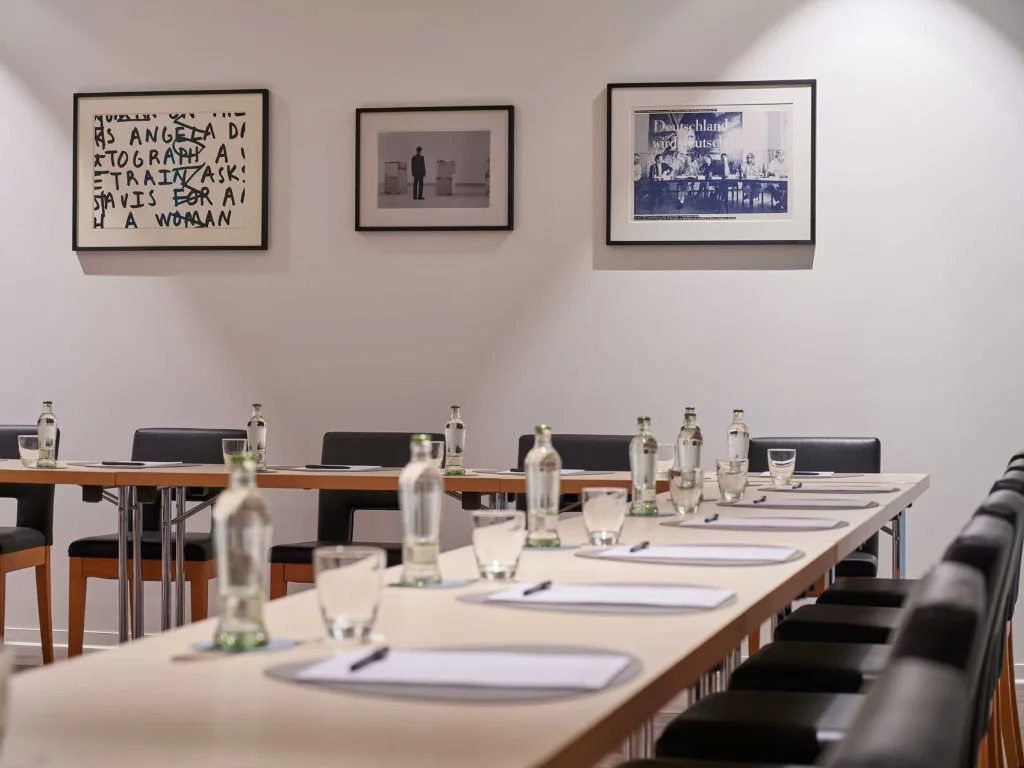 hotel-alexander-plaza-berlin-meeting-1