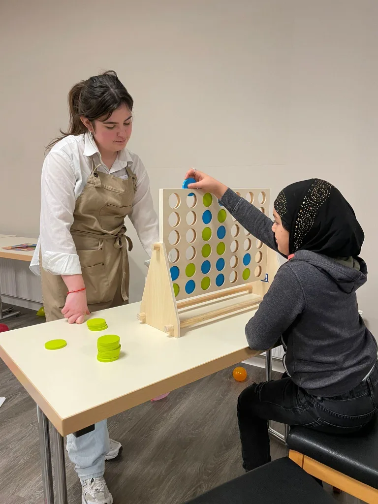 hotel-alexander-plaza-berlin-jona-stiftung-spielen-1