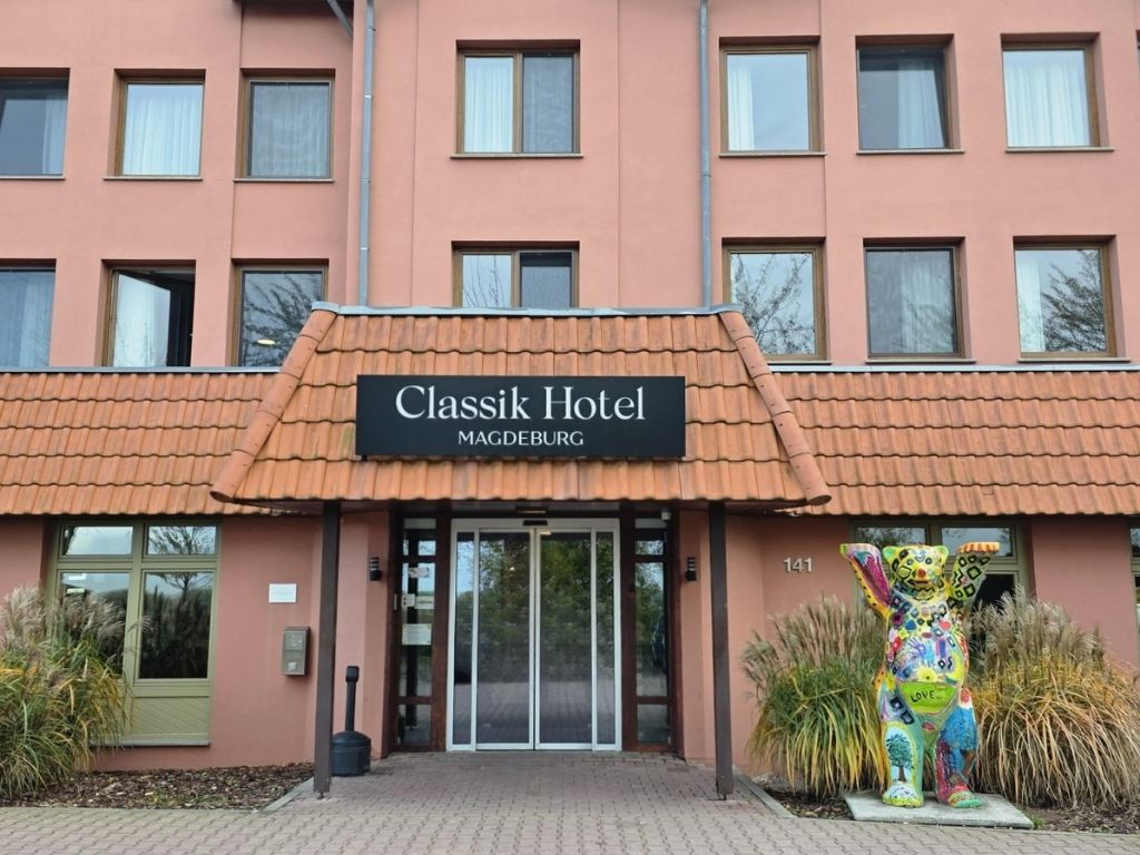 Haupteingang Classik Hotel Magdeburg